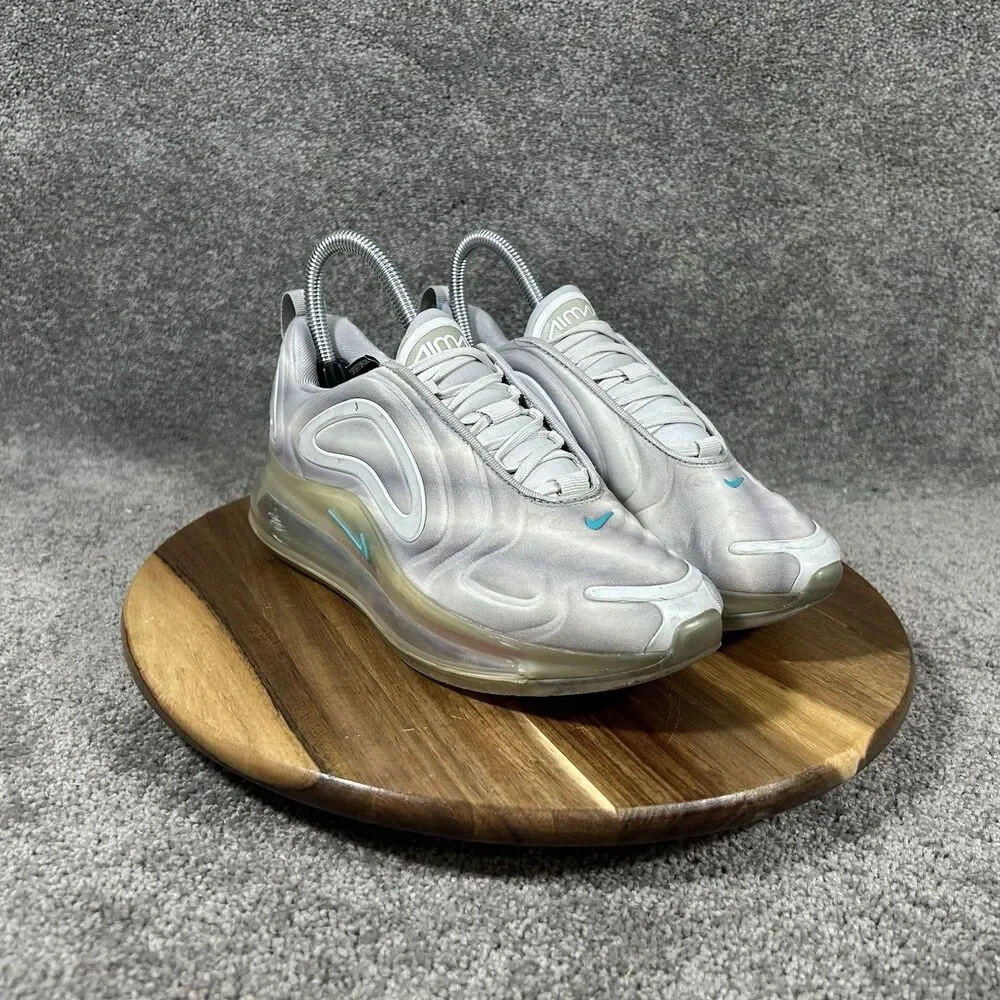 Nike Air Max 720 AQ3196-010 Youth Size 4Y Airbrush Gray Rainbow Athletic Shoes